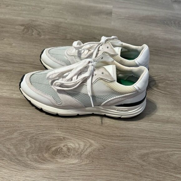 Women's John Elliott Vibram Collaboration White Edition One Runner Shoes - Picture 4 of 13
